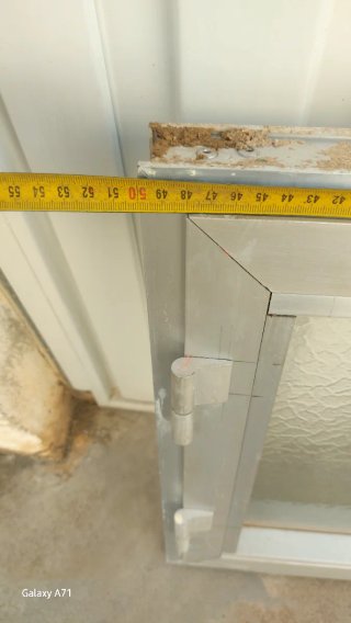 Ventana de aluminium gris 50por50