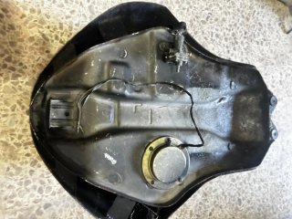 Suzuki Bandit 650 Dezpiece
