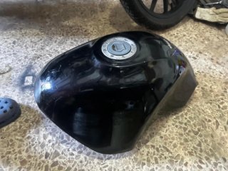 Suzuki Bandit 650 Dezpiece