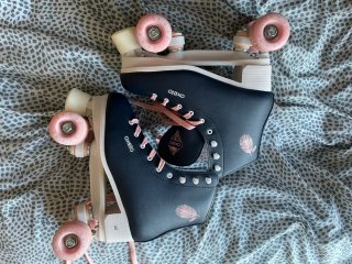 Patines 4 ruedas rosas talla 40