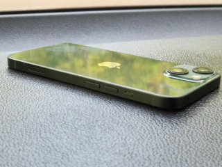 iPhone 13 Verde