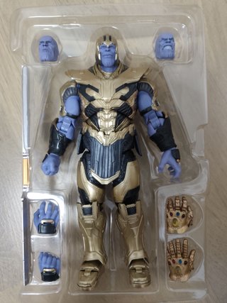 Thanos SHFiguarts Endgame + Espada Accesorios