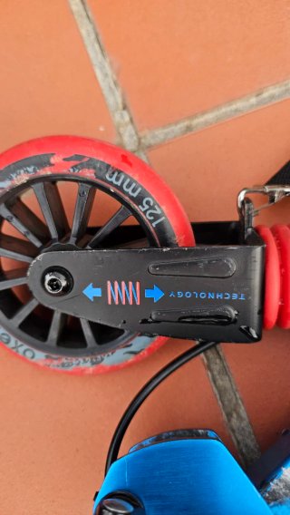 Pacchetto 2 Monopattini Oxelo + 2 Casco Azzurri