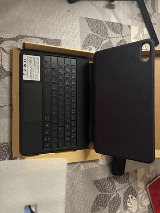 funda con teclado inalámbrico Bluetooth para iPad