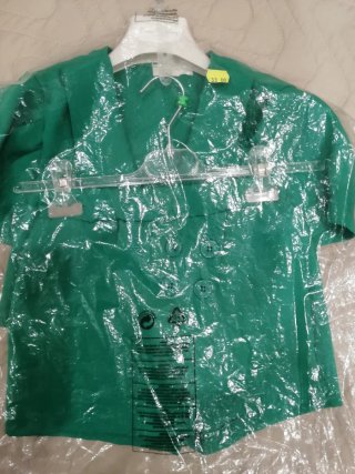 Completo giacca e bermuda verde