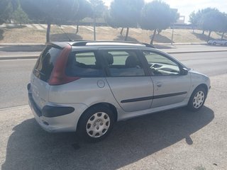 Peugeot 206 2004