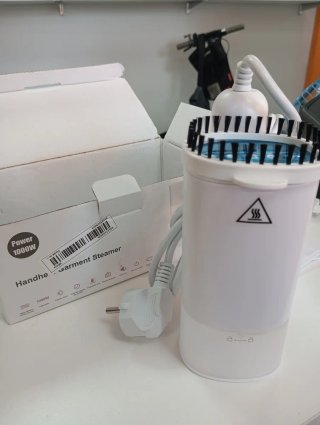 Vaporizador de ropa portátil blanco