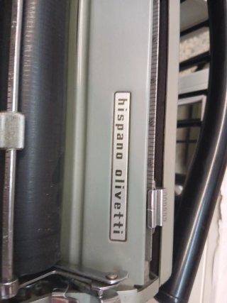 Máquina de escribir Hispano Olivetti Lexicon 80