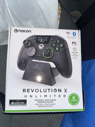 Nacon revolution X UNLIMITED