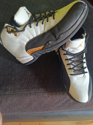 Zapatillas Jordan 12 Retro 23