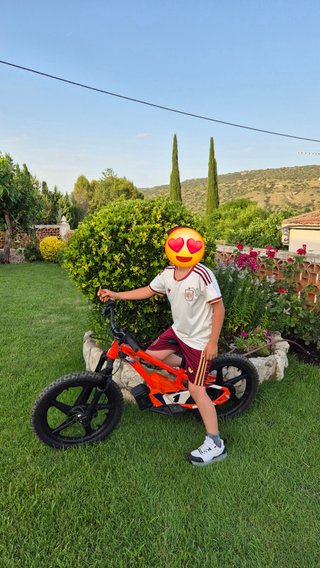 Bicicleta Eléctrica Stacyc KTM 2025