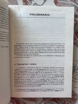 Espacios vectoriales topológicos