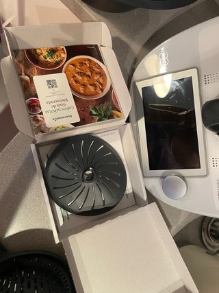 Thermomix TM6 con todos los accesorios