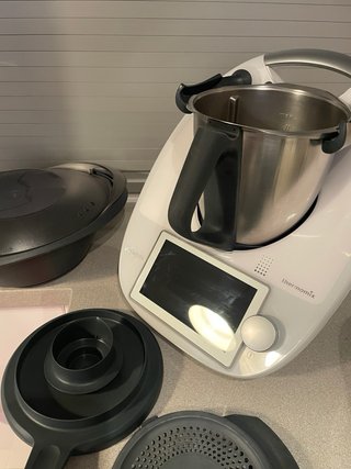 Thermomix TM6 con todos los accesorios