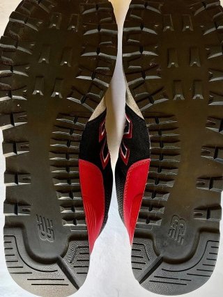 Zapatillas New Balance 574 Negras Rojas