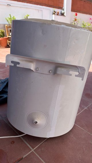 Termo calentador de agua Ariston blanco
