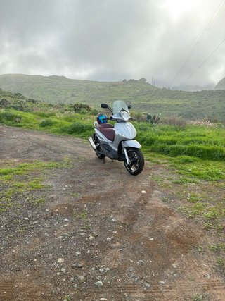 Piaggio Beverly 350 Sportouring Plata