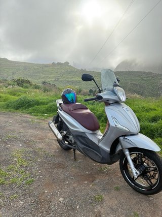 Piaggio Beverly 350 Sportouring Plata