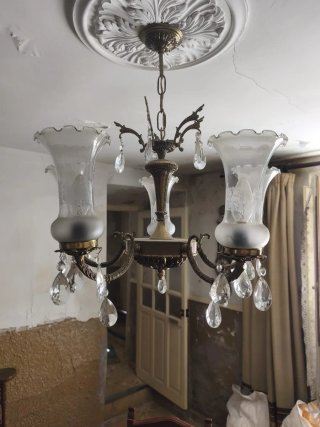 Lámpara de techo antigua de latón y cristal