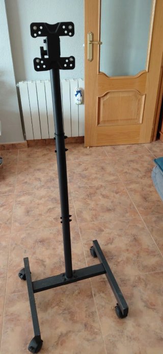 Soporte TV BONTEC con Ruedas