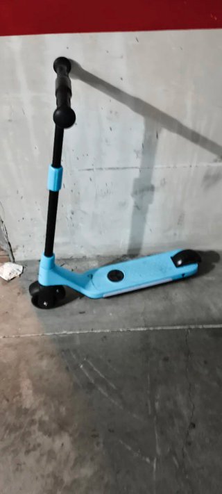 Patinete Eléctrico Infantil Azul
