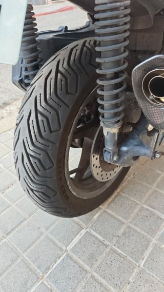 Yamaha XMAX 300 Negra