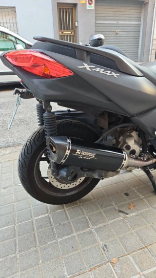 Yamaha XMAX 300 Negra