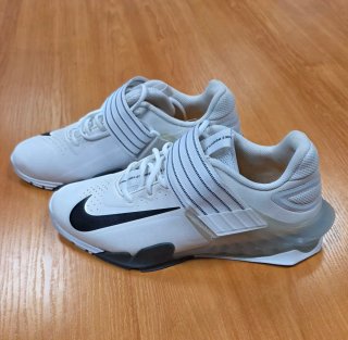 Zapatillas Nike Savaleos - Nuevas