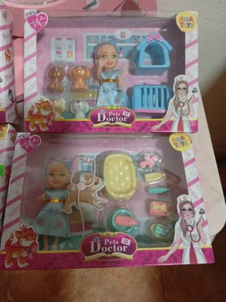 Muñecas Doctora con Accesorios 3€ unidad