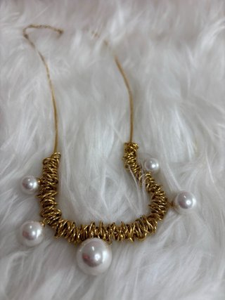Collar dorado y plateado con colgantes desde 5euro