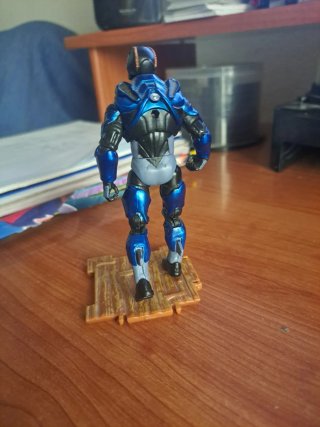 Muñeco Fortnite Azul y Gris