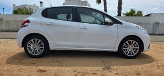 Peugeot 208 2017
