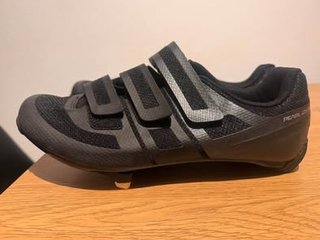 Zapatillas ciclismo IZUMI negras