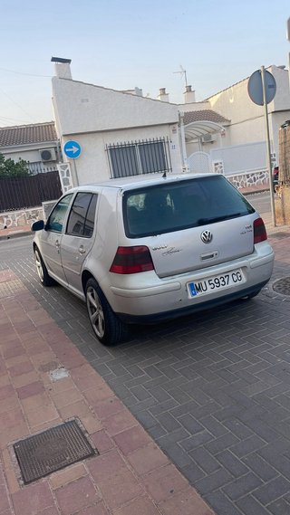 Volkswagen Golf 2002