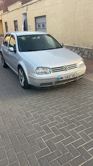 Volkswagen Golf 2002