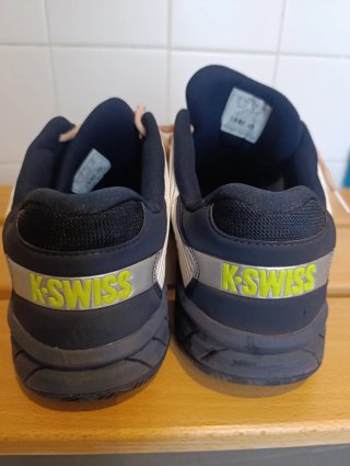 Zapatos K-Swiss Beige y Negro