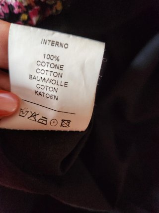 Abito in seta floreale nero