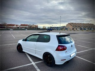 Volkswagen Golf gti v
