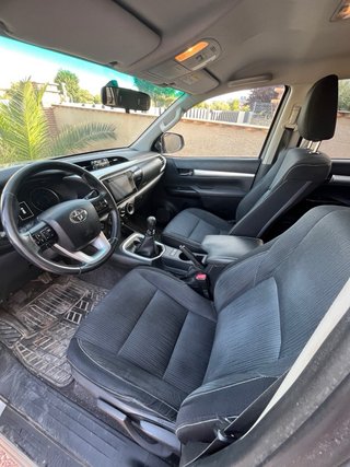 Toyota Hilux 2016