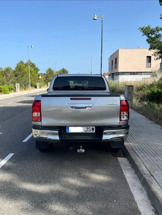 Toyota Hilux 2016
