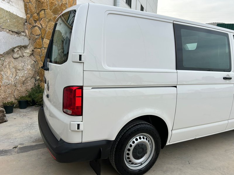 Volkswagen Transporter 2020, foto 15