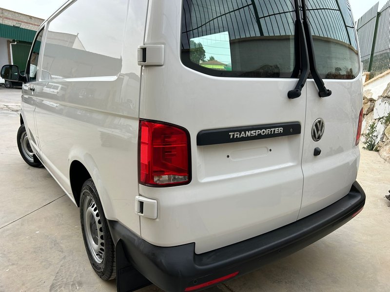 Volkswagen Transporter 2020, foto 16
