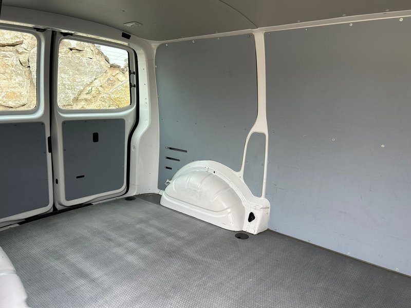 Volkswagen Transporter 2020, foto 20
