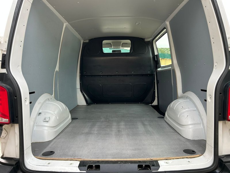 Volkswagen Transporter 2020, foto 24