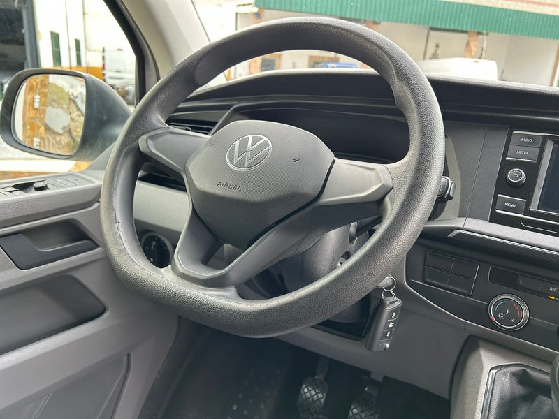 Volkswagen Transporter 2020, foto 26