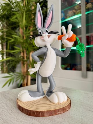 Figura Bugs Bunny con Zanahoria