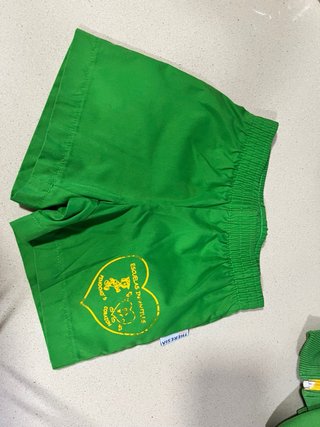 Uniforme Guardería Corazón/Pinocho Verde