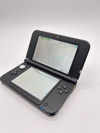 Nintendo 3DS XL Grigio Metallizzato con Caricatore