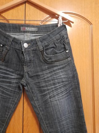 Pantalón vaquero largo