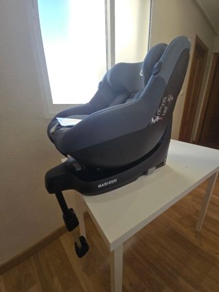 Maxi-Cosi Pearl S i-Size + base ISOFIX